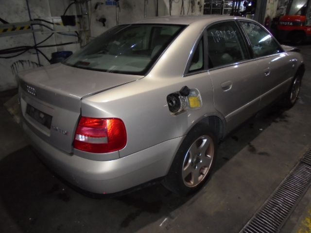 Carro MOT: AJM CXVEL: DUK AUDI A4  8D FASE 2 2000 1.9TDI 115CV 4P BEGE DIESEL