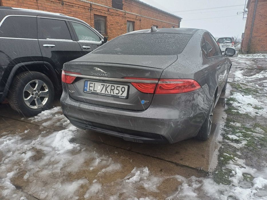 Jaguar XF 2.0 diesel 2018r.