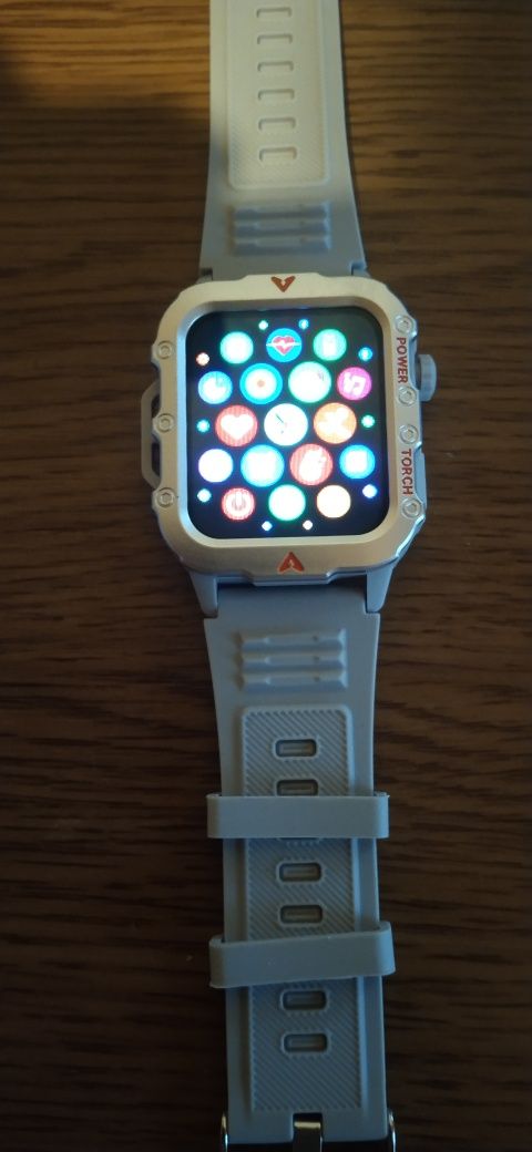Продам SmartWatch часы.С функцией разговора.