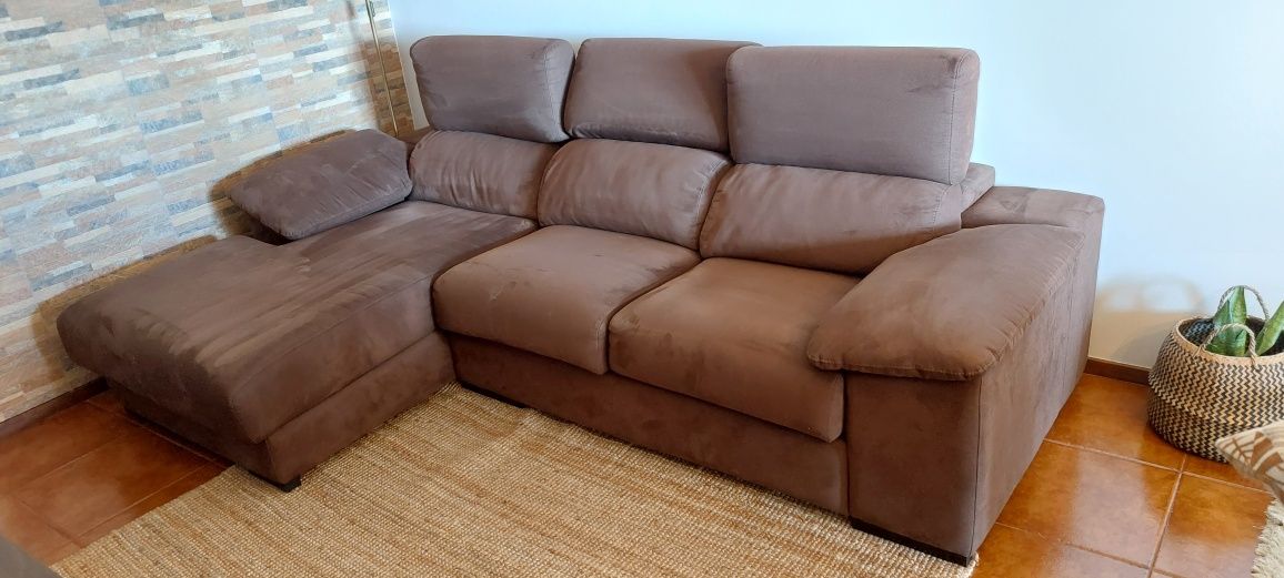 Sofa castanho chaise longue