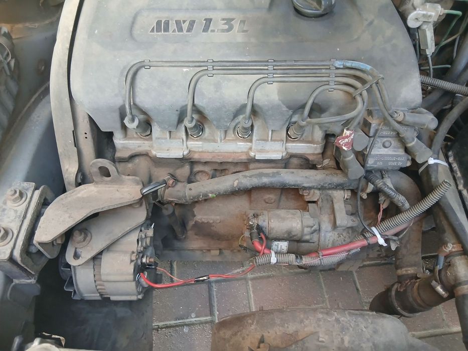 Продам сенса машина кожен день на ходу