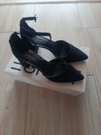 Buty na słupku Esprit 37