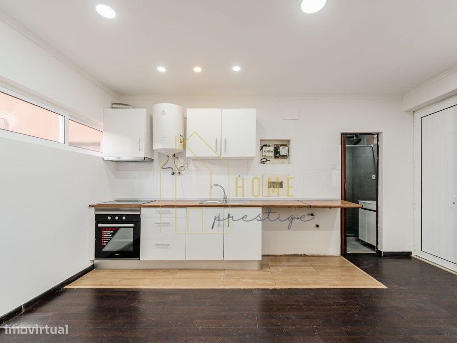 Agradável apartamento T0 Localizado no Barreiro