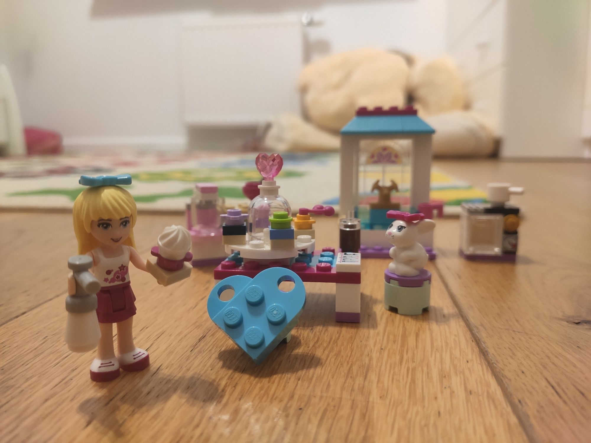 Klocki LEGO Friends Ciastka przyjaźni Stephanie 41308