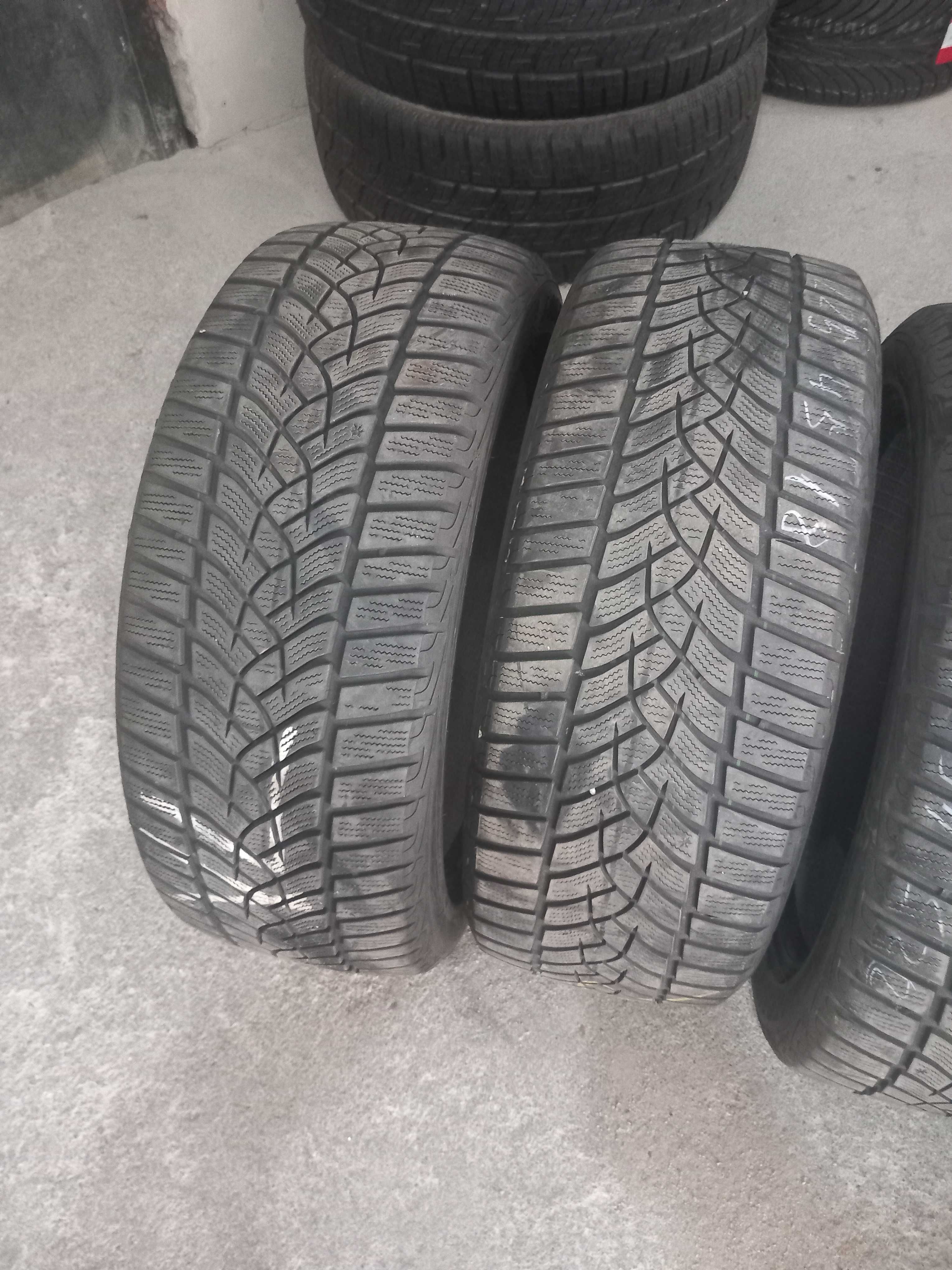 4 pneus 225/45R18 Goodyear