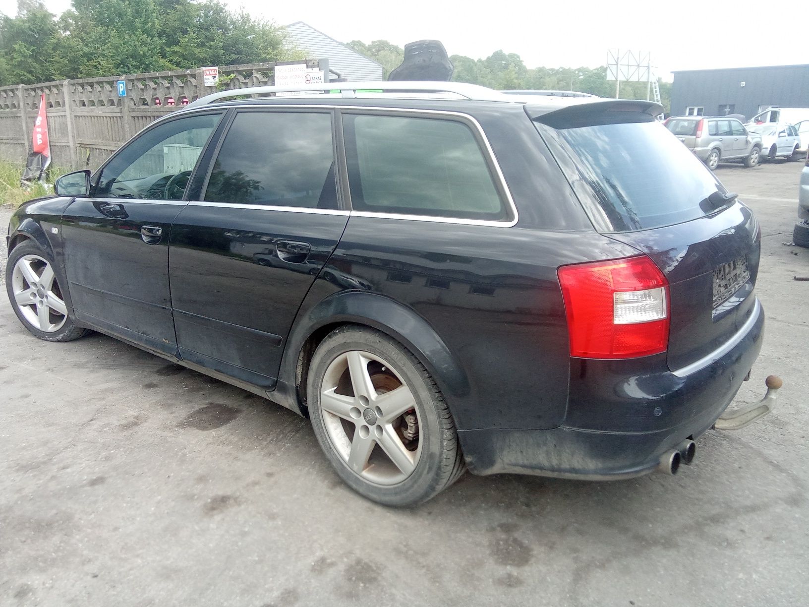 Części Audi A4B6 2.5TDI QUATTRO S-LINE Tiptronic Hak Półskóra Avant