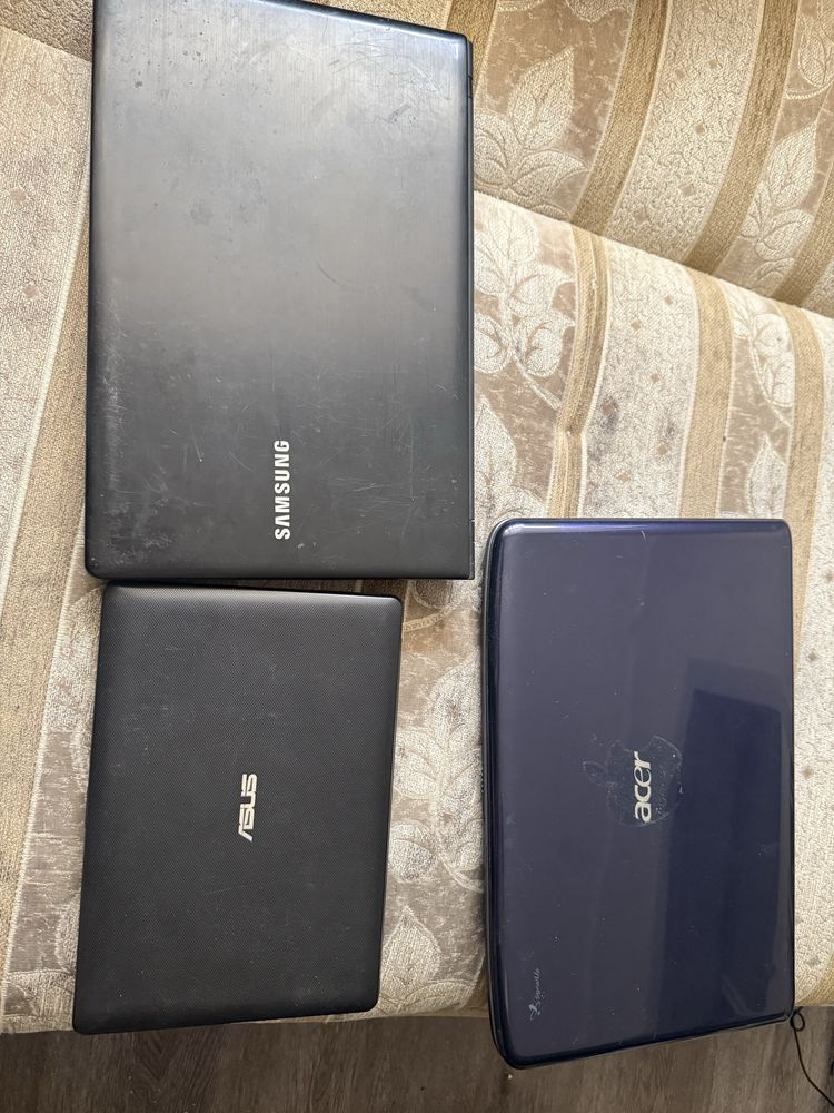 3 laptopy stan nieznany