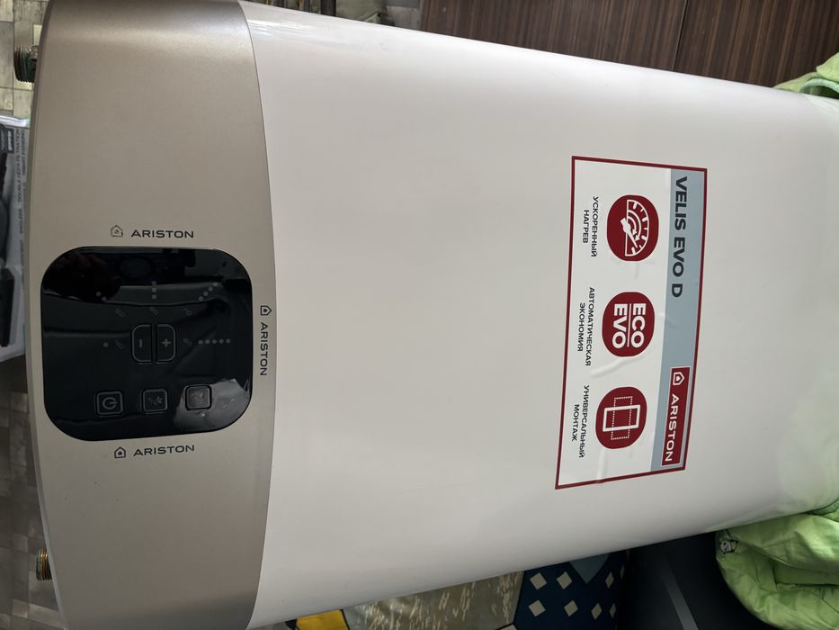 Водонагреватель Ariston Velis Evo D 80L