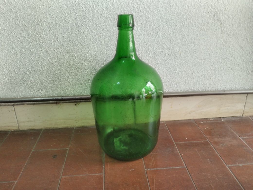 Garrafões decorativos