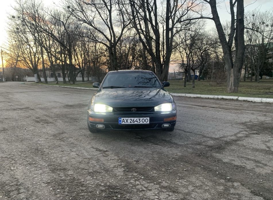 Продам легенду camry xv10