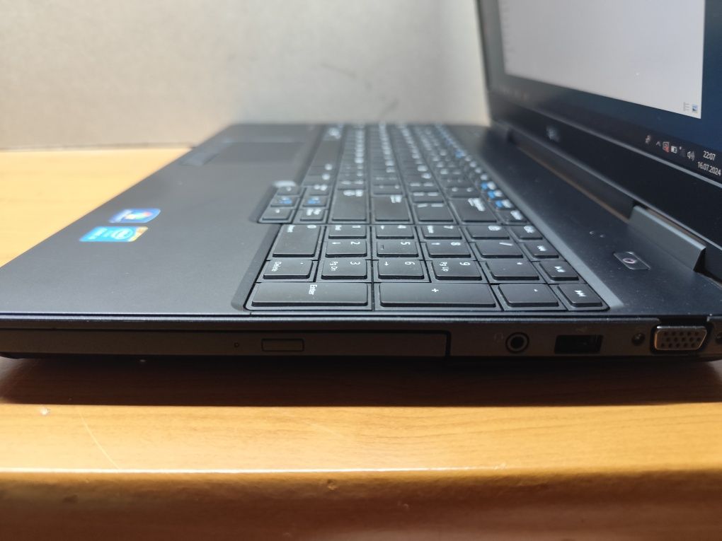 Sprzedam laptop Dell latitude E 5540