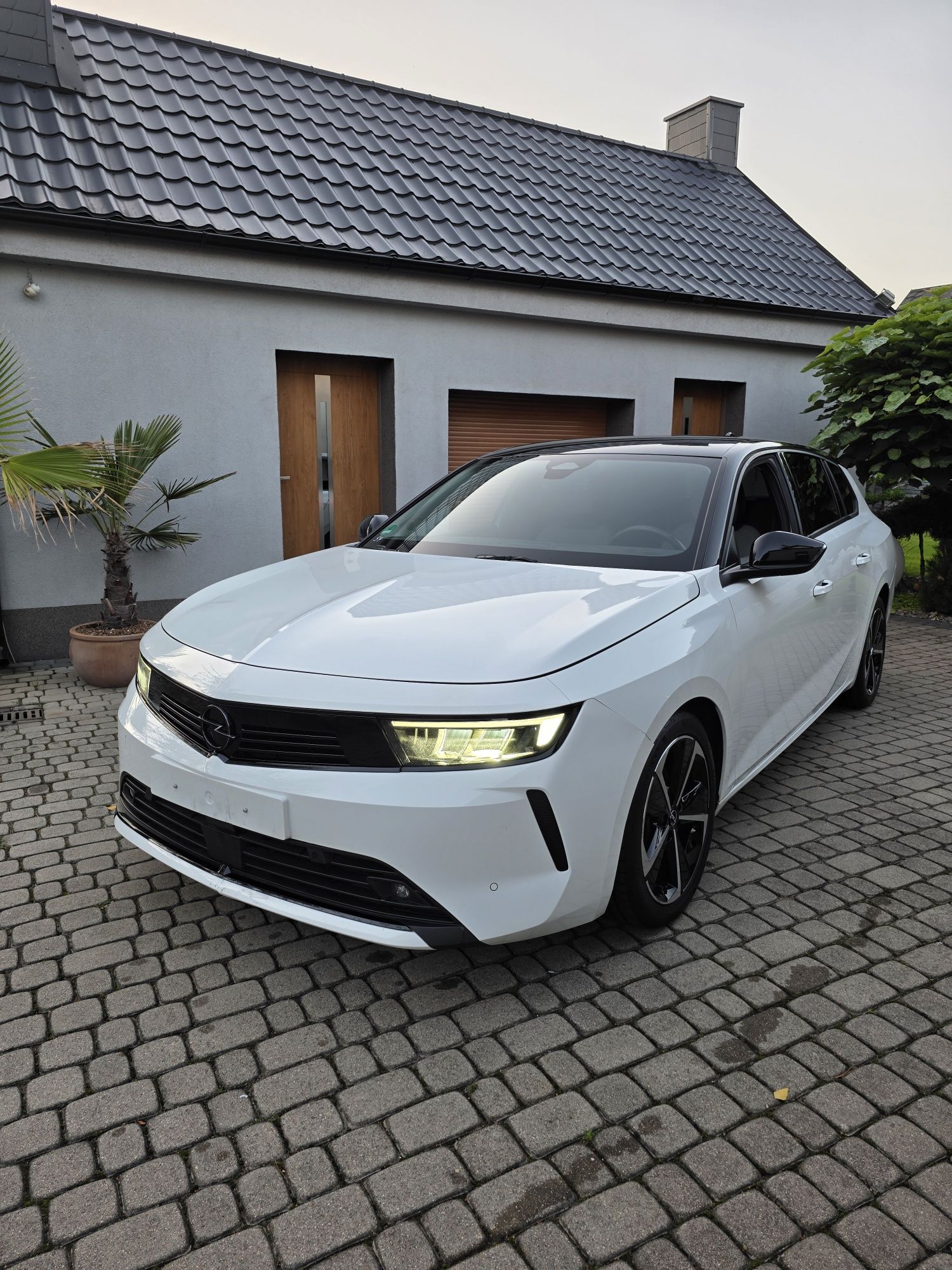 Sprzedam Opel Astra L 1.5 D 2023 rok