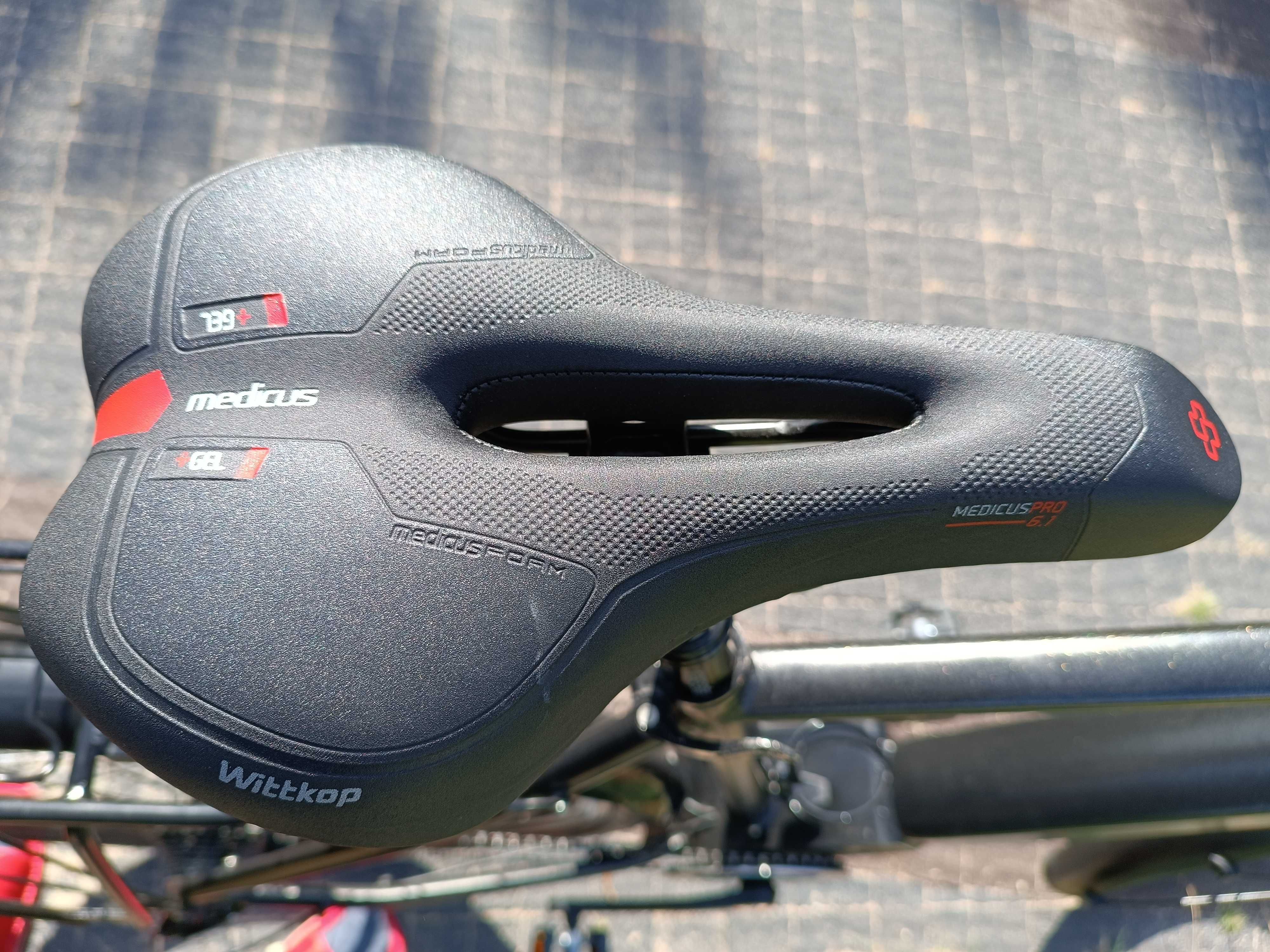 Rower elektryczny Fischer Viator 6i , Rama 55cm , Duży serwis, Gratisy