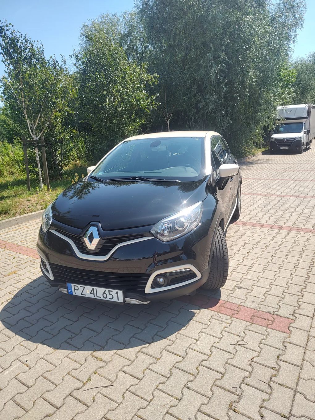 Renault Captur Renault Captur 1.2 TCe salon PL | Automat | serwis. w ASO | 62 tys km.