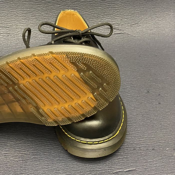 Dr Martin glany półbuty eleganckie klasyczne unisex oxfordki skórzane