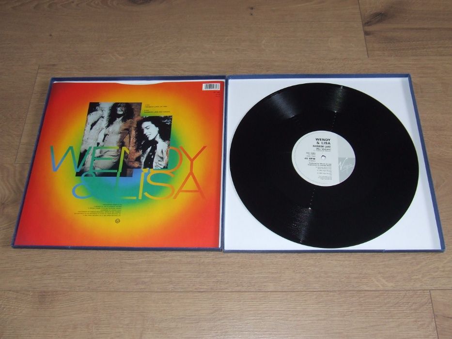 Wendy & Lisa - Rainbow Lake - BOX SET 12" Limited Edition + Plakat UK