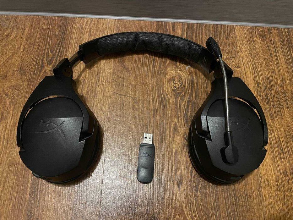 Топовая безпроводная игровая гарнитура HyperX Cloud Stinger Wireless