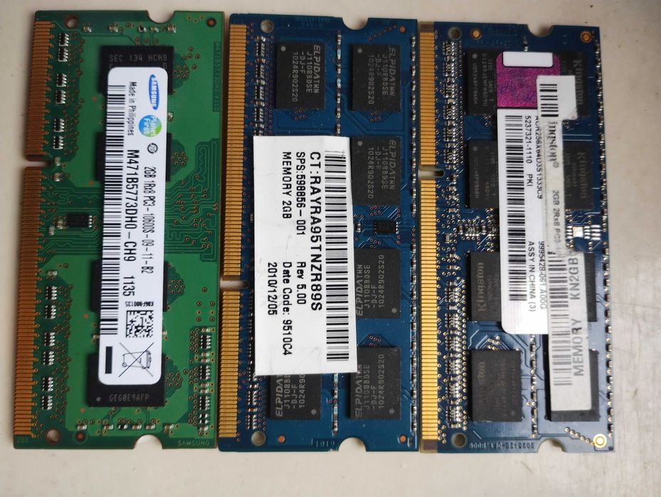 Pamięć ram do laptopa 2GB DDR3 szt3