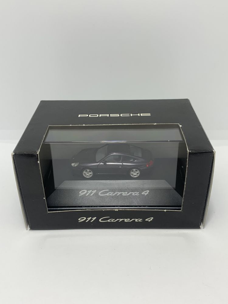 Porsche Carrera 4 (996) da Herpa escala 1/87