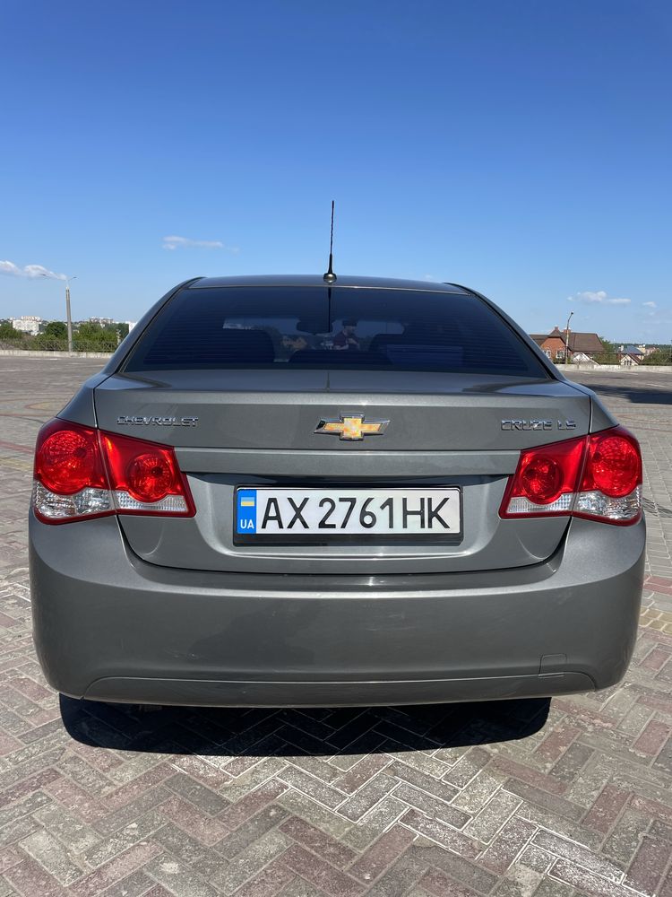 Продам Chevrolet cruze