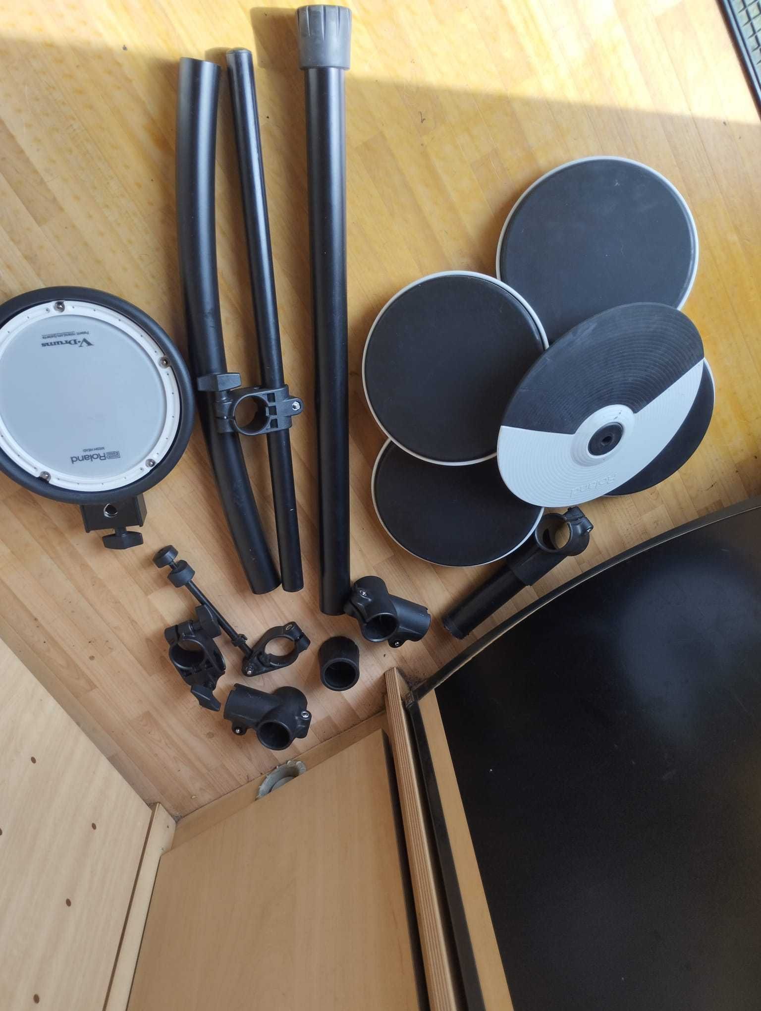 Bateria Electrónica Roland TD-07DMK + extras
