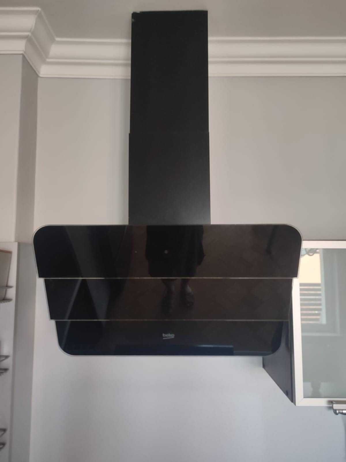 okap kominowy beko HCA62541B prawie nowy