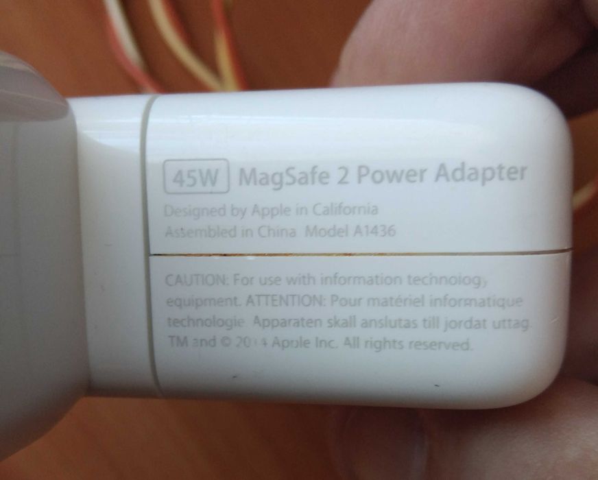 Apple MagSafe 2 Power Adapter 45W / A1436