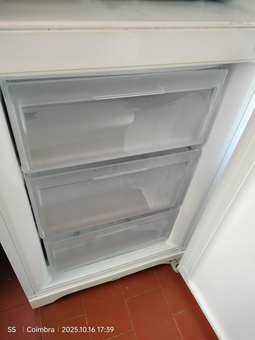 Combinado Frigorífico Hotpoint - Ariston