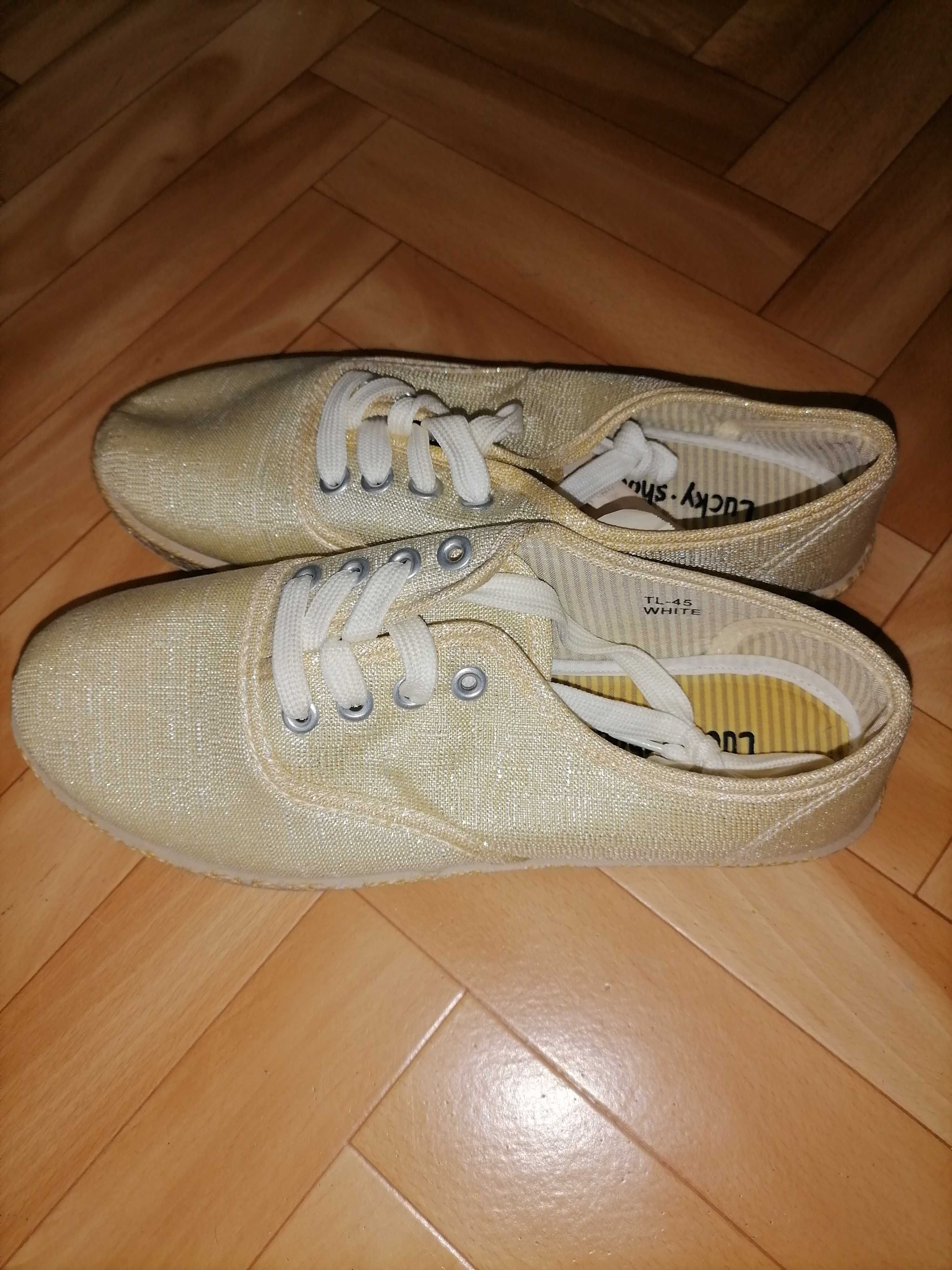 Trampki damskie nowe