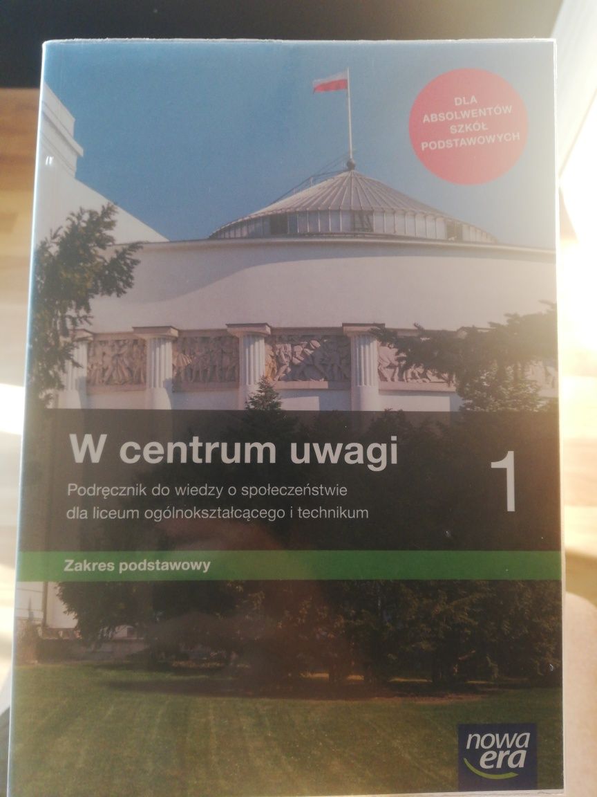 Podręcznik do wos w centrum uwagi 1