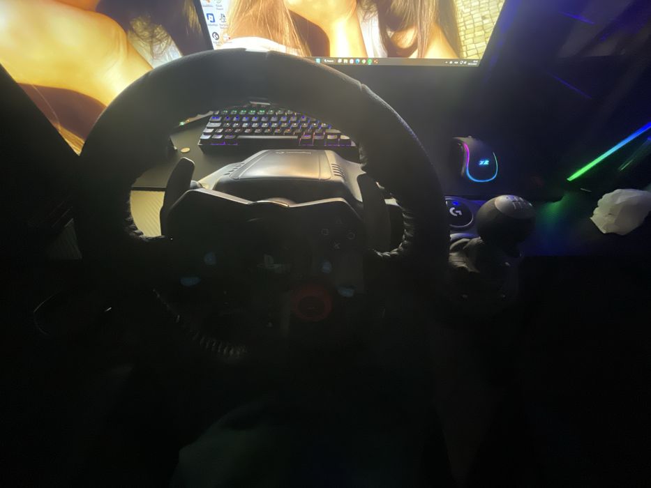 Logitech bundle Volante Pedais e Shifter