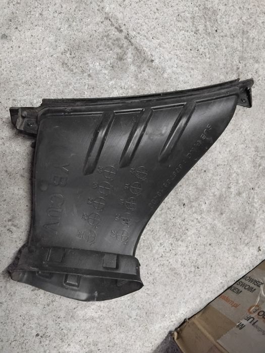 Kia stonic Wlot powietrza