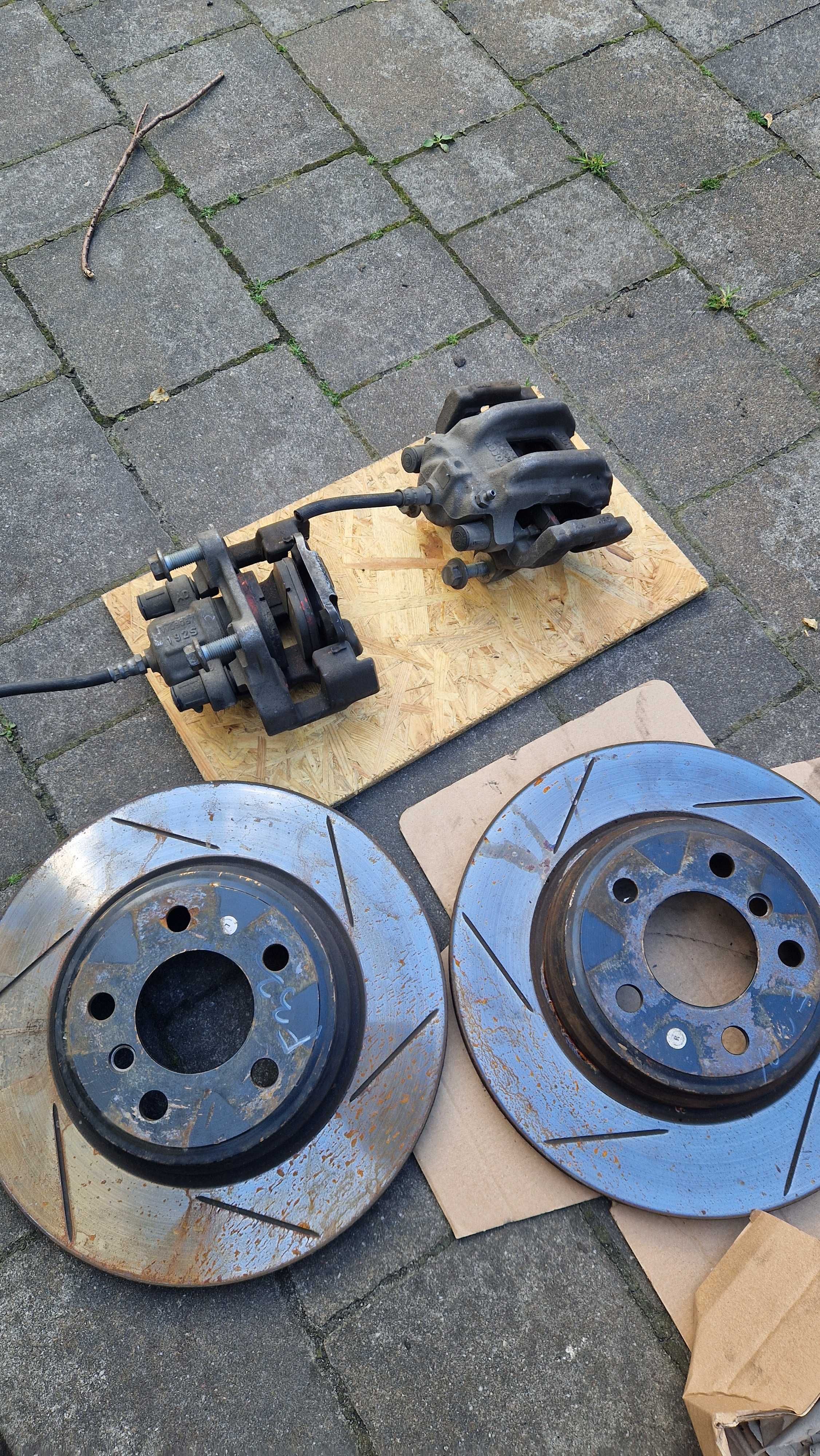 Zaciski i tarcze tyl 330mm bmw f30