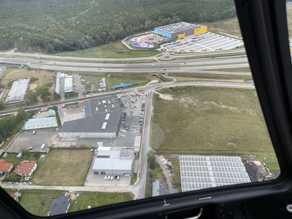 Wynajmę lokal 1430 m2 centrum handlowe JARTON Wiązowna
