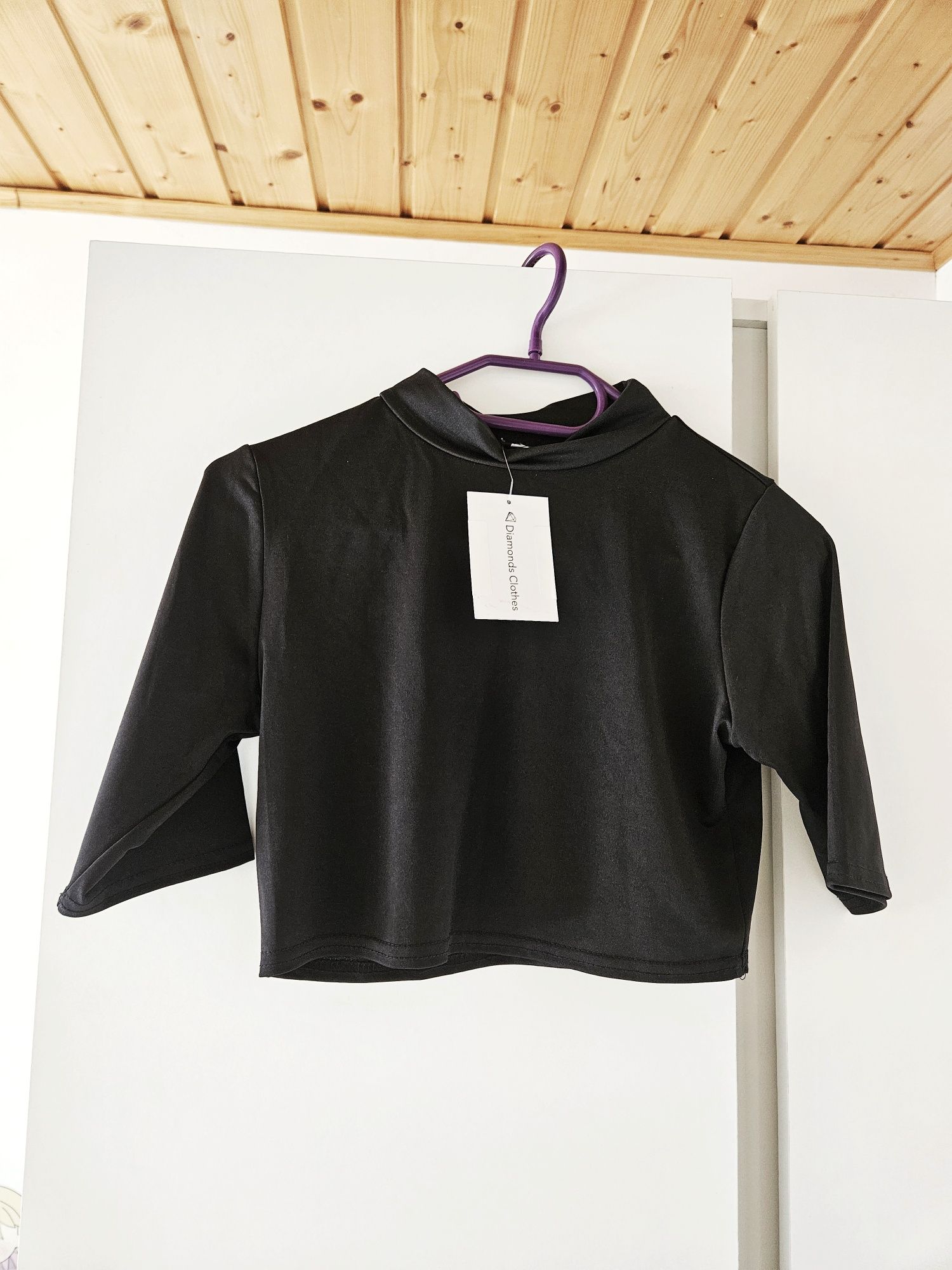 Bluzka crop top czarna nowa
