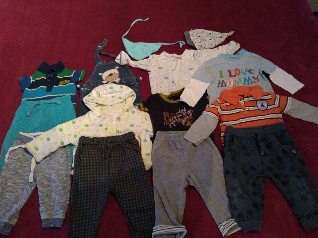 Zestaw paka ubrań dla chłopca 6-9 miesiąca, rozmiar 68-74, 50 sztuk