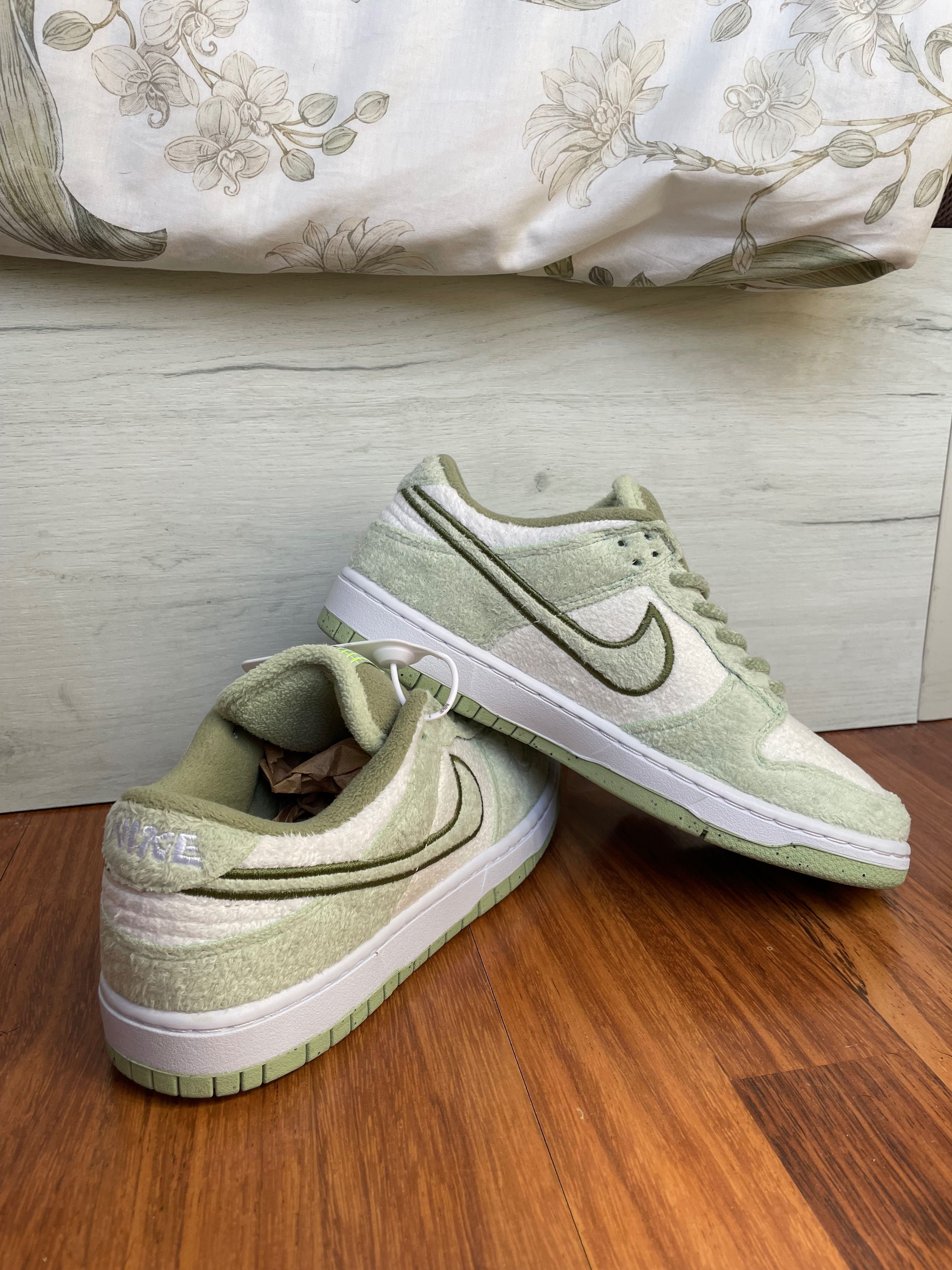 Nike Dunk Fleece Honeydrew