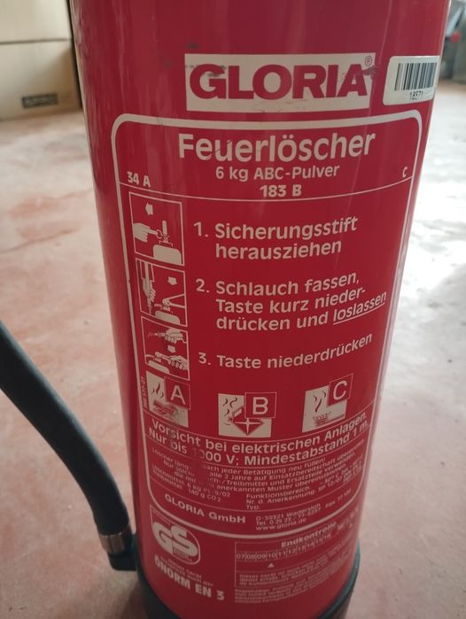 6кг Вогнегасник порошковий Глорія