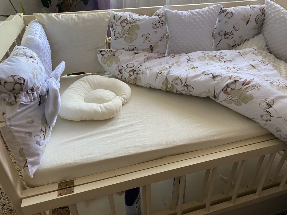 Дитячий бортик та набір у ліжечко новий