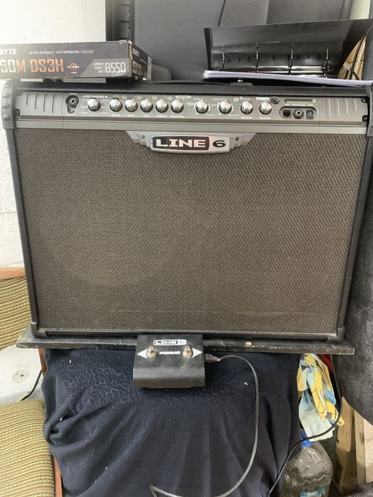 Продам комбік 150 ват line 6.Spider III+ футсвіч
