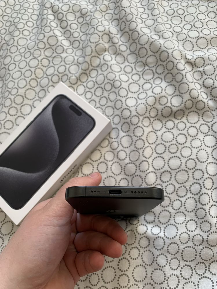 Iphone 15 pro 128gb czarny idealny stan !