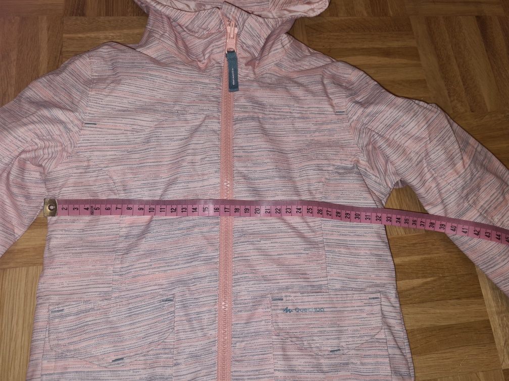 Kurtka wiosenna Quechua dla 4 latki