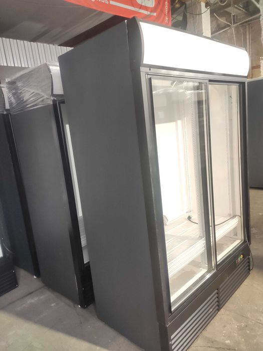 Холодильна шафа вітрина Klimasan S 1200 чорний, стан супер. Є сервіс!