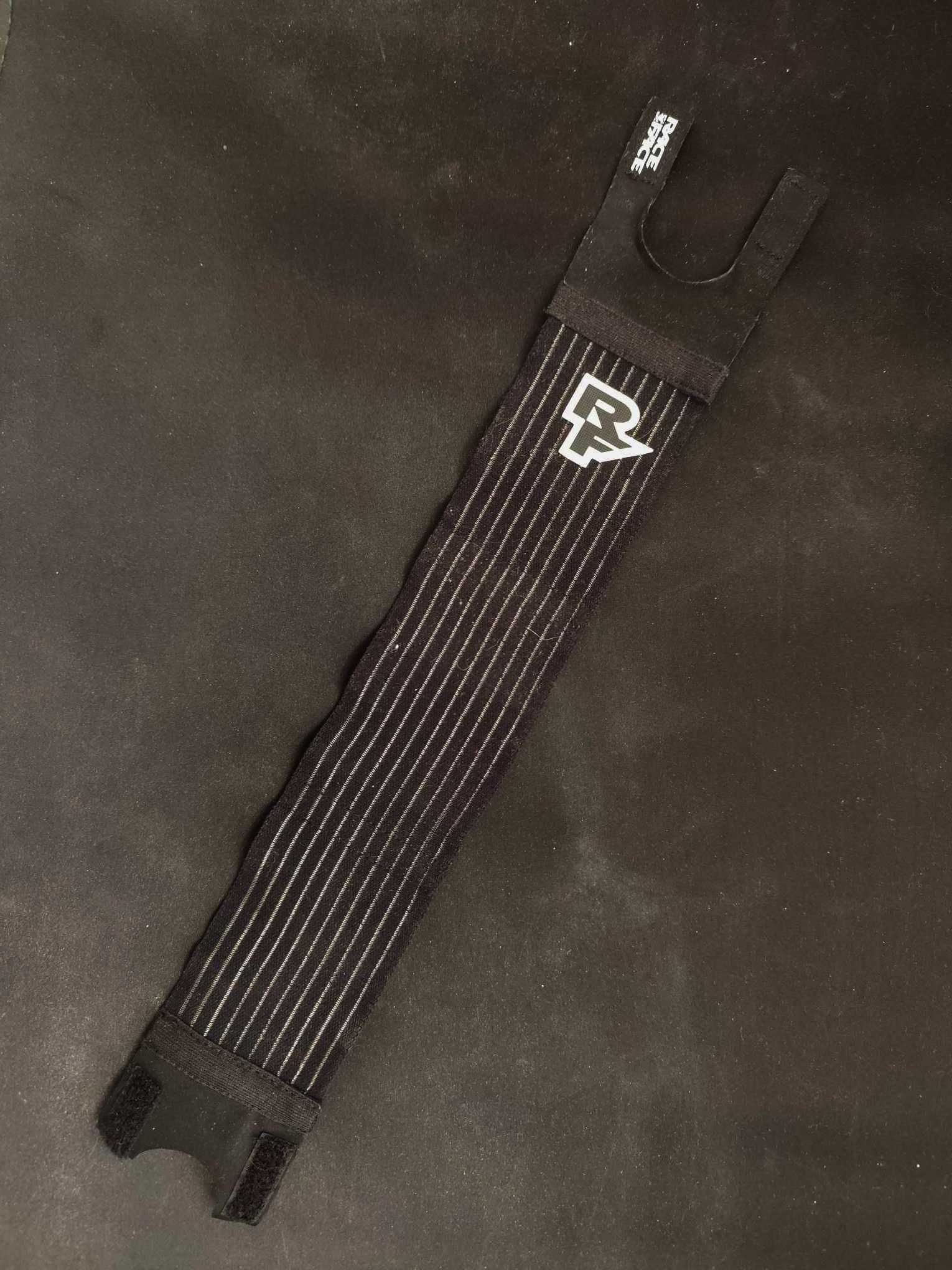 błotnik przedni RaceFace Mud Crutch, L