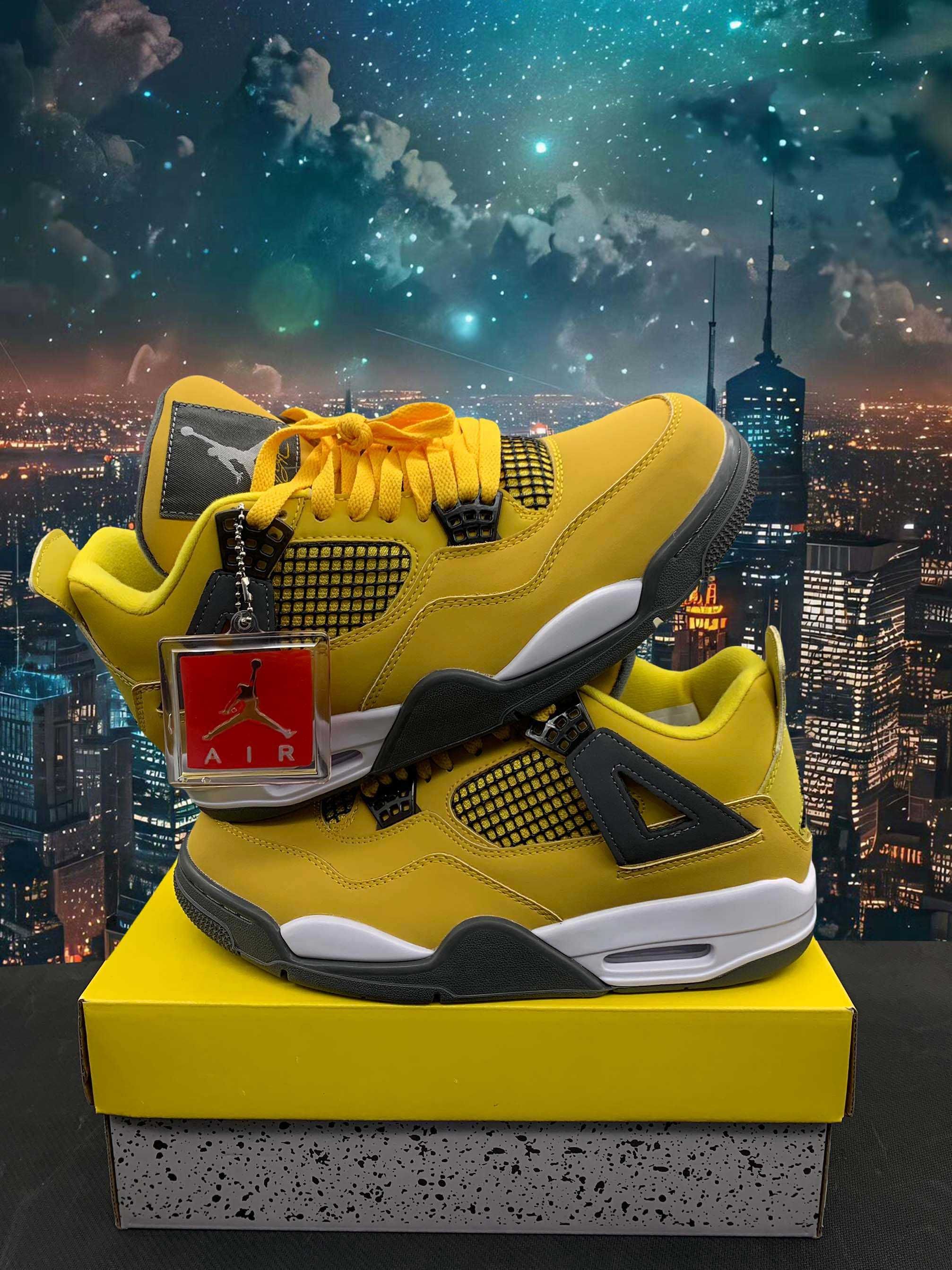 Jordan 4 Retro Lightning 38 EU / 5,5US / 23,5 CM