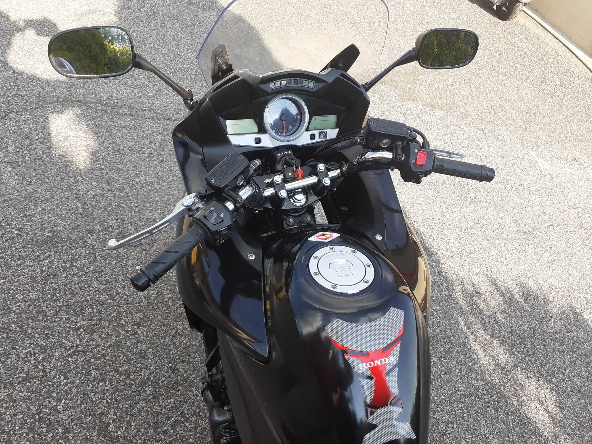 CBF1000 z 2014r mały przebieg 28871 km. oryginalny lakier mt xj cb