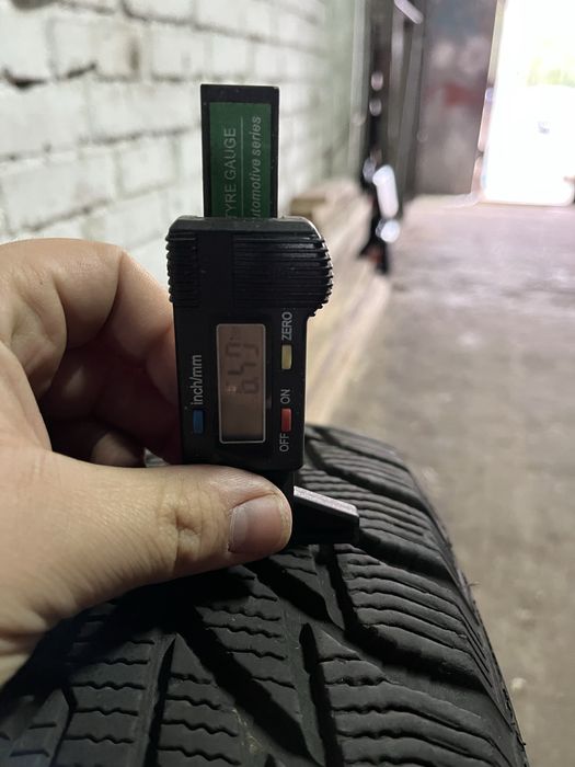 Зимова гума в зборі з дисками Starmaxx r15 5/112 Golf/vag комплект