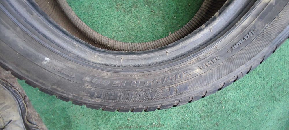 Opona Bravuris Barum 205/55R15 88V 1-szt