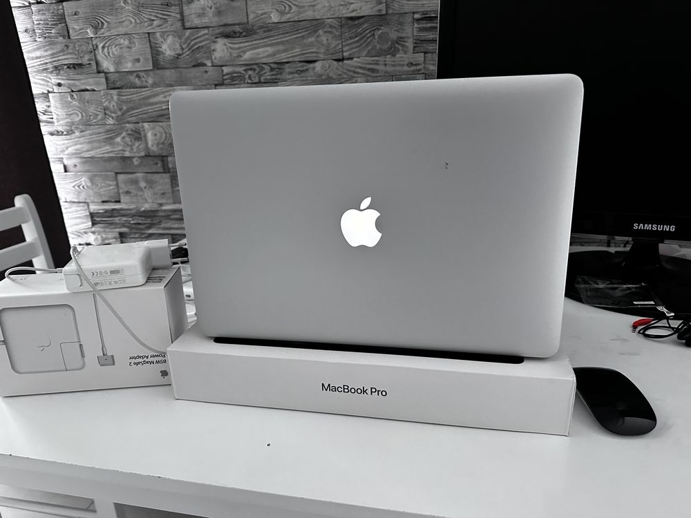 Обмін MacBook Pro 15.6 i7 late 2013 Retina 256ssd Sonoma 14.1 MacOS