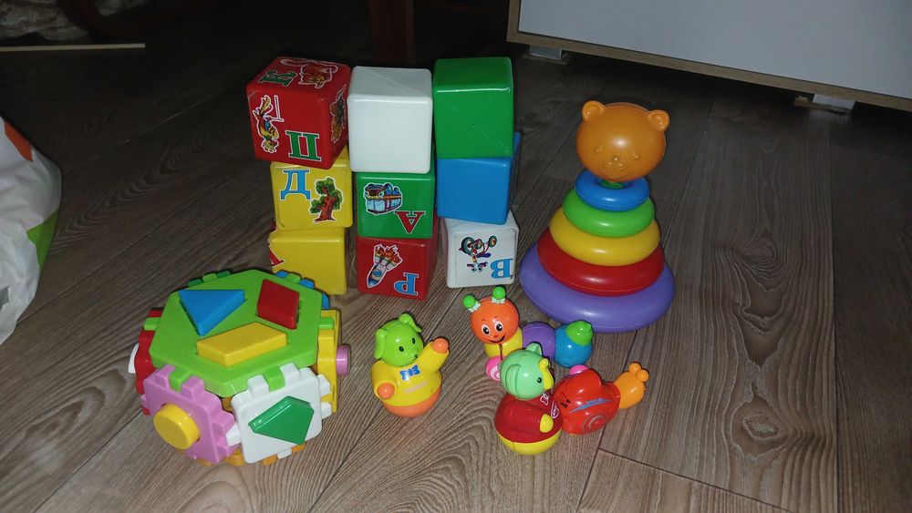 Для ВПО дитяча ковдра та іграшки